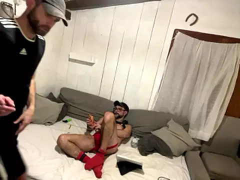 Snapshot of trebord77 chatting on January 10, 2026, 1:56 am trebord77 online show from January 10, 2026, 1:56 am