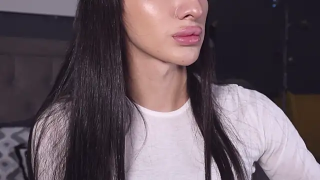 Snapshot of Kim_Oberlin_ chatting on September 20, 2025, 11:26 am Kim Oberlin  online show from September 20, 2025, 11:26 am