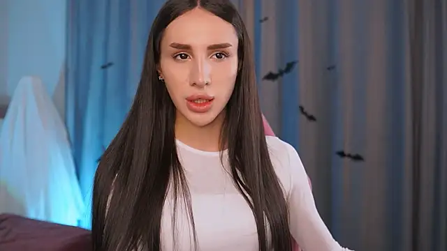 Snapshot of Kim_Oberlin_ chatting on October 18, 2025, 11:01 am Kim Oberlin  online show from October 18, 2025, 11:01 am