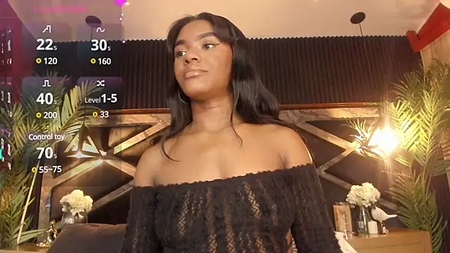 SophiaSmiiths  online show from March 9, 2025, 3:38 pm