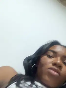 SophiaSmiiths  online show from March 11, 2025, 6:30 am