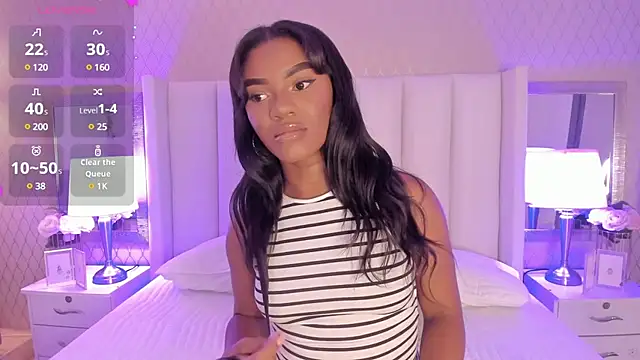 SophiaSmiiths  online show from March 11, 2025, 2:42 am