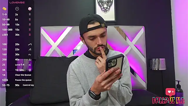 jakemagnus online show from February 3, 2025, 6:28 pm