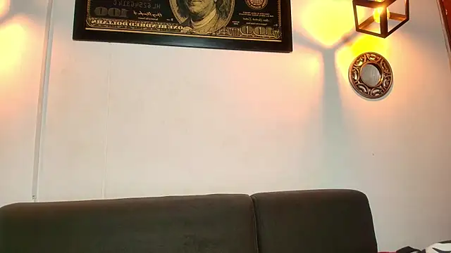 Snapshot of couple_lovelyds chatting on December 19, 2025, 9:06 pm couple lovelyds online show from December 19, 2025, 9:06 pm