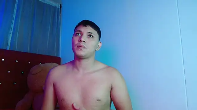 Snapshot of couple_lovelyds chatting on November 7, 2025, 8:46 pm couple lovelyds online show from November 7, 2025, 8:46 pm