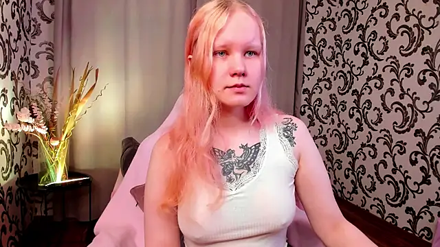 Snapshot of boostyboobs chatting on September 24, 2025, 3:02 am boostyboobs online show from September 24, 2025, 3:02 am