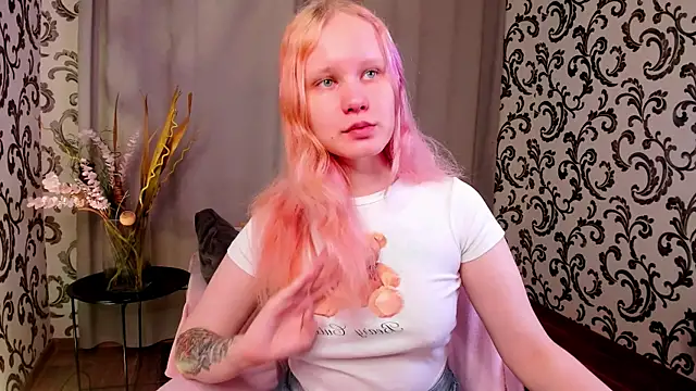 Snapshot of boostyboobs chatting on September 23, 2025, 3:35 am boostyboobs online show from September 23, 2025, 3:35 am