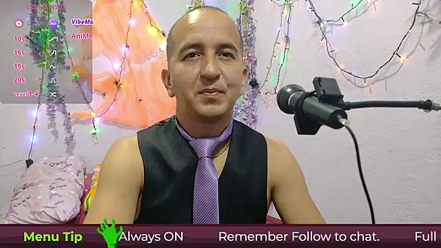 Snapshot of yazforeSolo chatting on October 12, 2025, 2:18 pm yazforeSolo online show from October 12, 2025, 2:18 pm