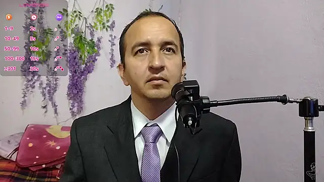 Snapshot of yazforeSolo chatting on September 25, 2025, 12:55 pm yazforeSolo online show from September 25, 2025, 12:55 pm