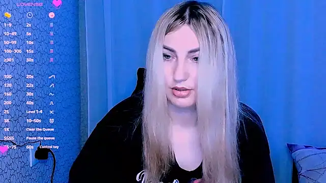 Snapshot of JaneLaJewel chatting on November 20, 2025, 10:42 pm JaneLaJewel online show from November 20, 2025, 10:42 pm