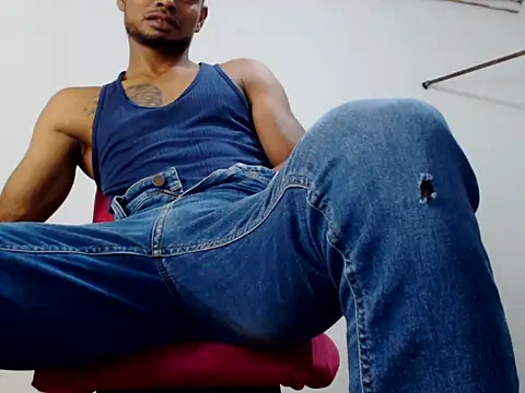 fernandez latinblackk online show from January 17, 2025, 2:50 am