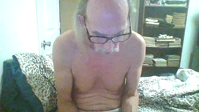 friendlychat1 online show from September 9, 2025, 4:33 am