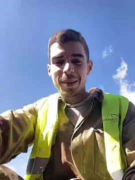 Snapshot of RicarBer chatting on February 13, 2026, 1:11 pm RicarBer online show from February 13, 2026, 1:11 pm