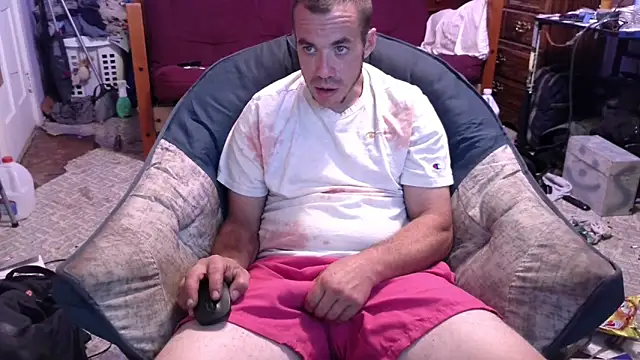 ScubaStevex online show from September 21, 2025, 11:43 pm