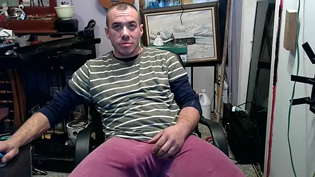 ScubaStevex online show from November 13, 2025, 9:19 pm