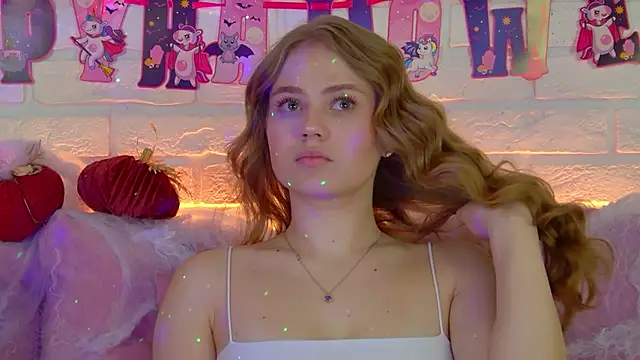 SelinSwarovski online show from October 25, 2025, 4:18 pm