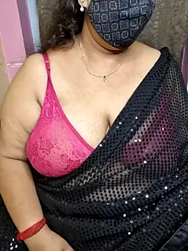 Cute Bellaa online show from February 18, 2025, 7:54 am