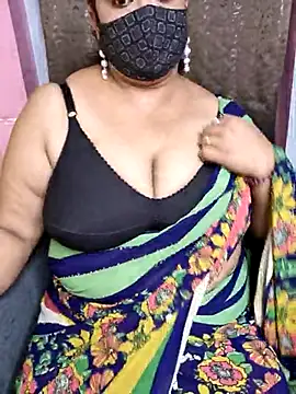 Cute Bellaa online show from February 19, 2025, 9:28 am