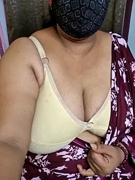 Cute Bellaa online show from March 9, 2025, 10:30 am