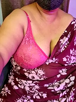 Cute Bellaa online show from March 20, 2025, 6:19 am