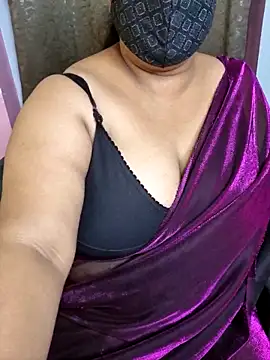 Cute Bellaa online show from March 7, 2025, 8:11 pm