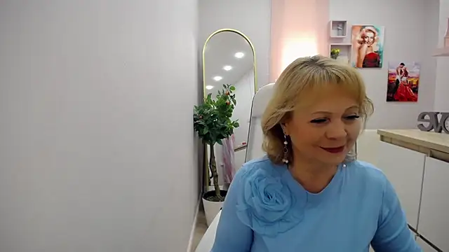 Milla Cutie18 online show from April 6, 2026, 4:46 am