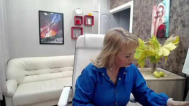 Snapshot of Milla_Cutie18 chatting on September 25, 2025, 5:46 am Milla Cutie18 online show from September 25, 2025, 5:46 am