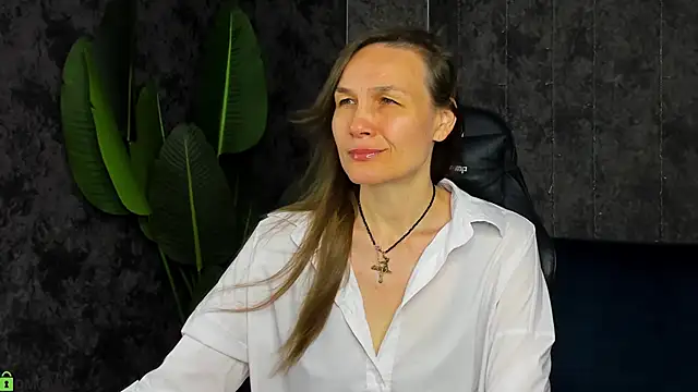 Lillian White online show from June 7, 2026, 12:38 am