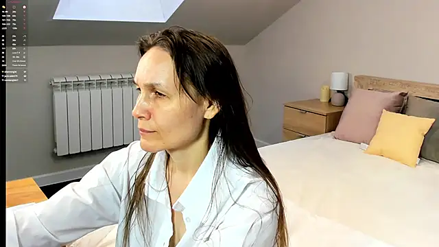 Lillian White online show from February 22, 2025, 10:51 am