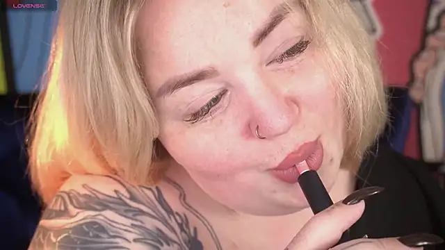 ZaraReignn online show from March 31, 2026, 8:00 pm