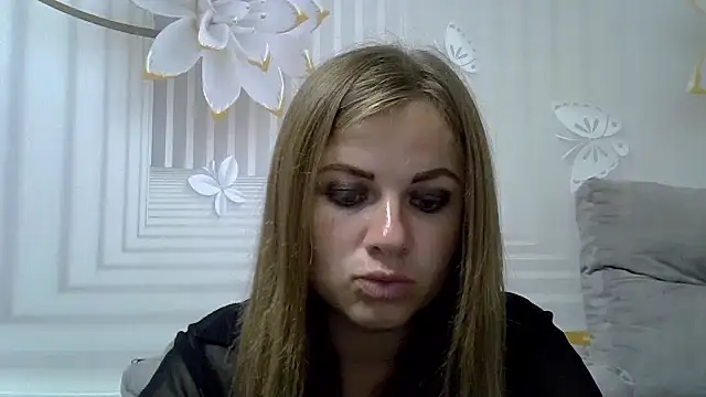 TinaFun4u online show from September 21, 2025, 7:41 pm