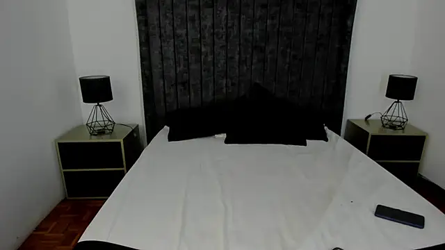 NataGarcia online show from February 12, 2026, 3:45 pm