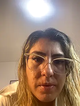 AdharaSmithh online show from September 20, 2025, 9:42 pm