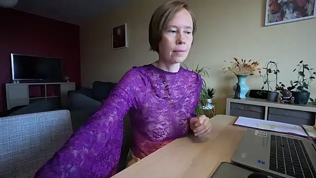 Snapshot of SexyExclusiveflower chatting on October 31, 2025, 8:11 am SexyExclusiveflower online show from October 31, 2025, 8:11 am