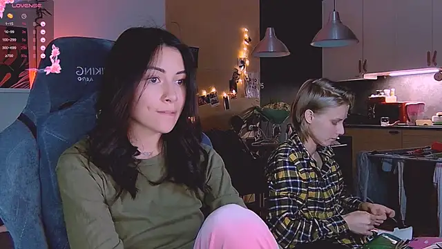 KatiKate online show from October 30, 2025, 7:00 pm