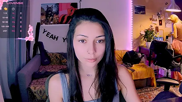 KatiKate online show from November 29, 2025, 2:06 pm