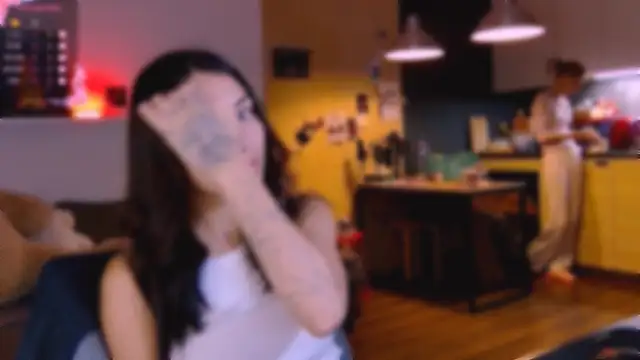 KatiKate online show from October 11, 2025, 6:53 pm