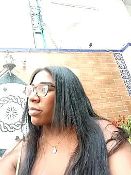 KloheCurvy online show from January 7, 2025, 6:24 pm