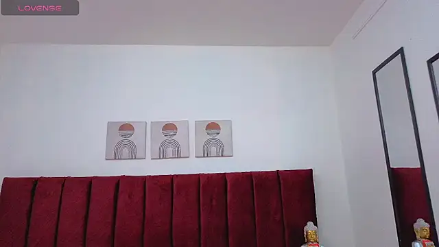 selena castillo online show from September 13, 2025, 6:41 pm