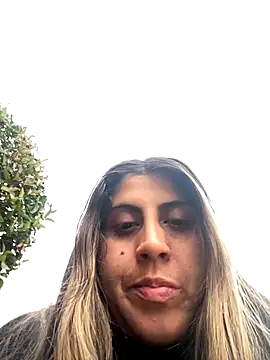 girl anni online show from September 29, 2025, 10:26 pm