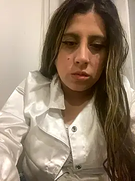 girl anni online show from September 21, 2025, 12:38 am