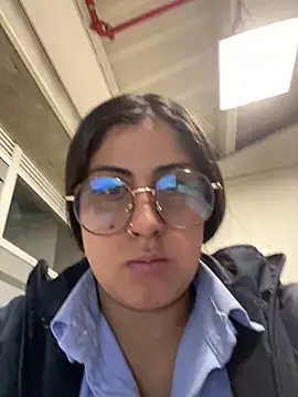 girl anni online show from March 18, 2025, 2:18 am