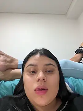 alissonfernandez  online show from March 6, 2025, 2:19 am