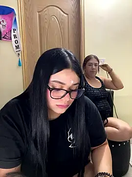 alissonfernandez  online show from January 9, 2026, 11:11 pm