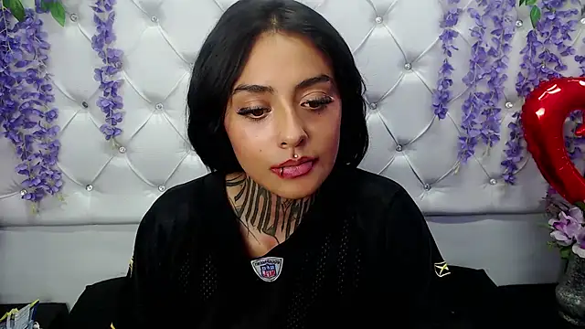 Snapshot of Lovely_celeste chatting on March 11, 2025, 9:13 am Lovely celeste online show from March 11, 2025, 9:13 am