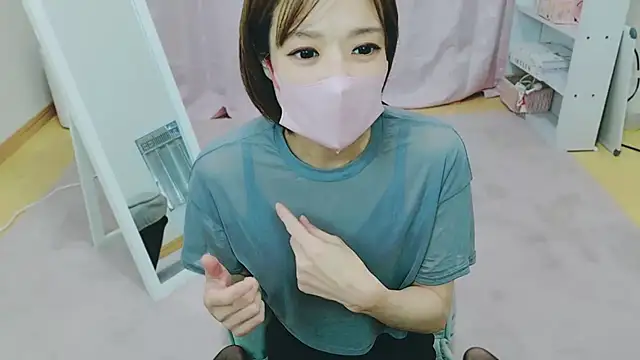 RYOKO desu online show from January 21, 2025, 1:39 am