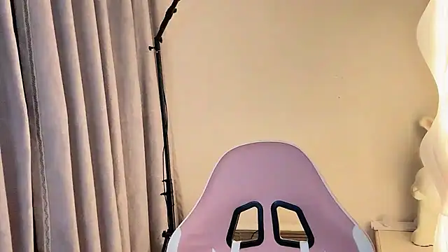 TuTu-550 online show from December 4, 2024, 2:09 pm