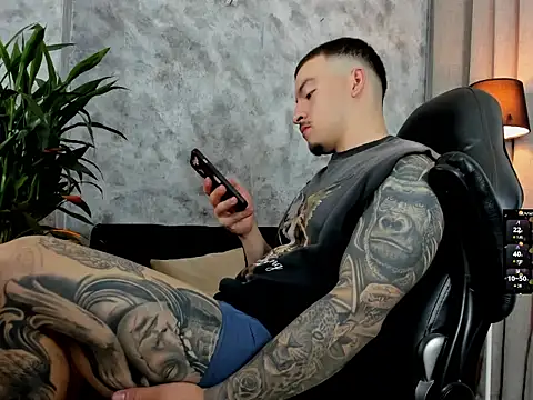 Snapshot of boyc022_ chatting on March 2, 2026, 10:27 pm boyc022 online show from March 2, 2026, 10:27 pm