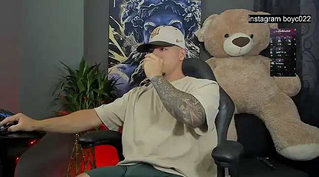 boyc022  online show from February 15, 2025, 4:36 am