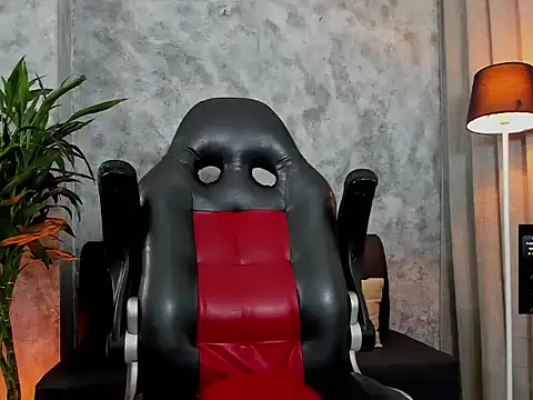 Snapshot of boyc022_ chatting on February 13, 2026, 12:32 am boyc022 online show from February 13, 2026, 12:32 am